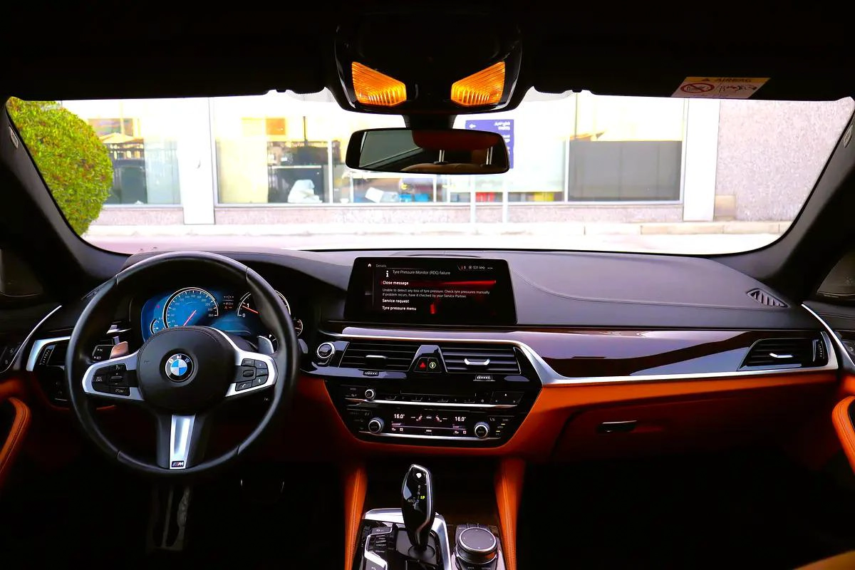 BMW 540i M Kit | 2018 Model | GCC Specs-2-2