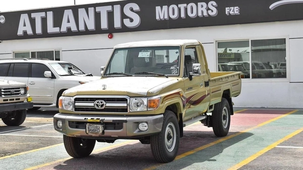 Toyota Land Cruiser Pick Up Classic 4.5L V8 Double Tank