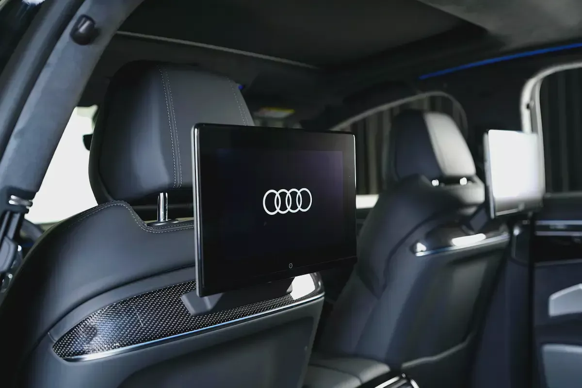Audi S8-Black On Black-Ultra Exclusive Luxury Limousine-Bespoke Order-18-18