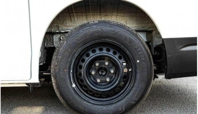 Toyota Hiace-9