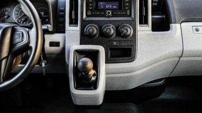 Toyota Hiace-1