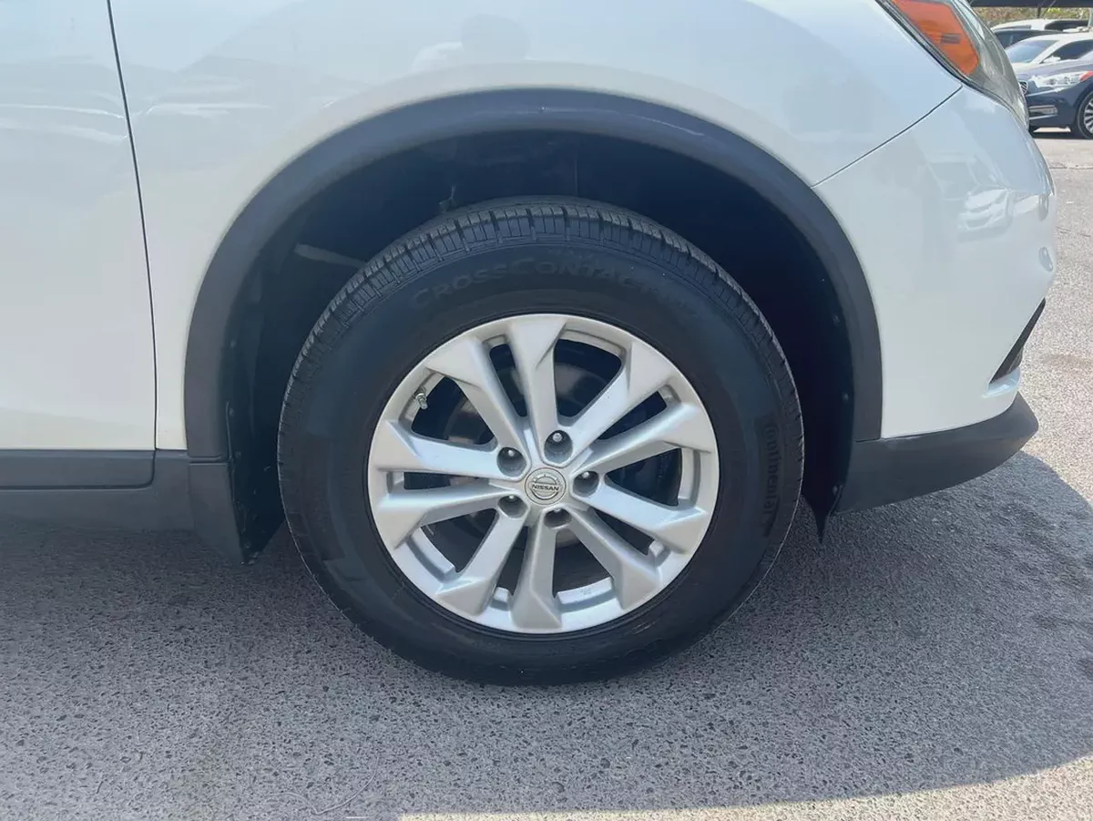 NISSAN ROGUE SV-5-5