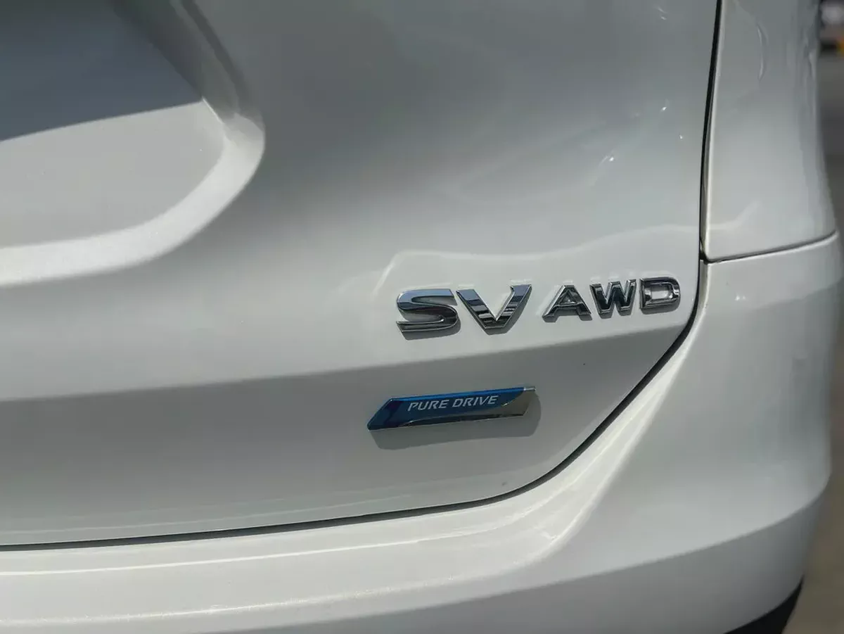 NISSAN ROGUE SV-6-6