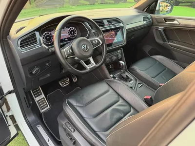(2018) VOLKSWAGEN TIGUAN //R-LINE// GCC FULL OPTION -ORIGINAL PAINT--8