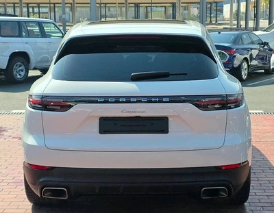Porsche Cayenne Base SUV 3.6L 2018 GCC - AED 125,000-17