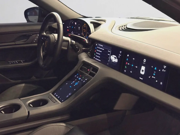 AED 3,520 P.M | 0% DOWN PAYMENT | PORSCHE TAYCAN STANDARD | EV | 2023 | AMERICAN SPECS