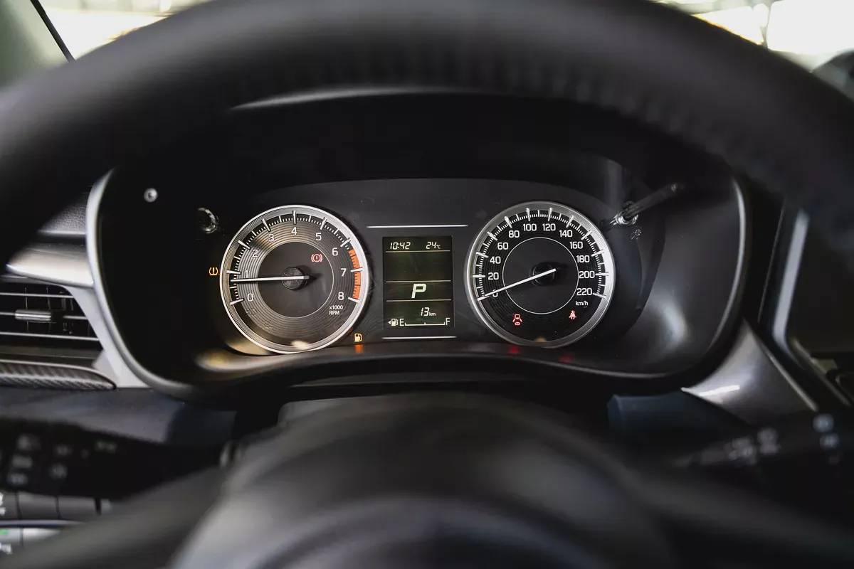 Suzuki Baleno GL 2026 Brand New GCC 1.5L 4 Cylinders 0kms-5-5