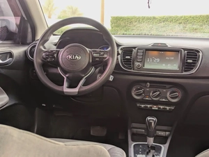 Kia Pegas 2020, MPI Top, GCC Premium Condition With Low KM Perfect Family Sedan With Sunroof and Nav