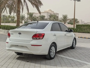 Kia Pegas 2020, MPI Top, GCC Premium Condition With Low KM Perfect Family Sedan With Sunroof and Nav