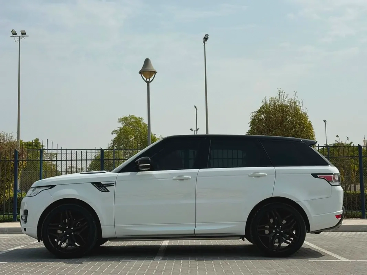 2014-Range Rover Sport Supercharge-Excellent Condition-Full Service History-3-3