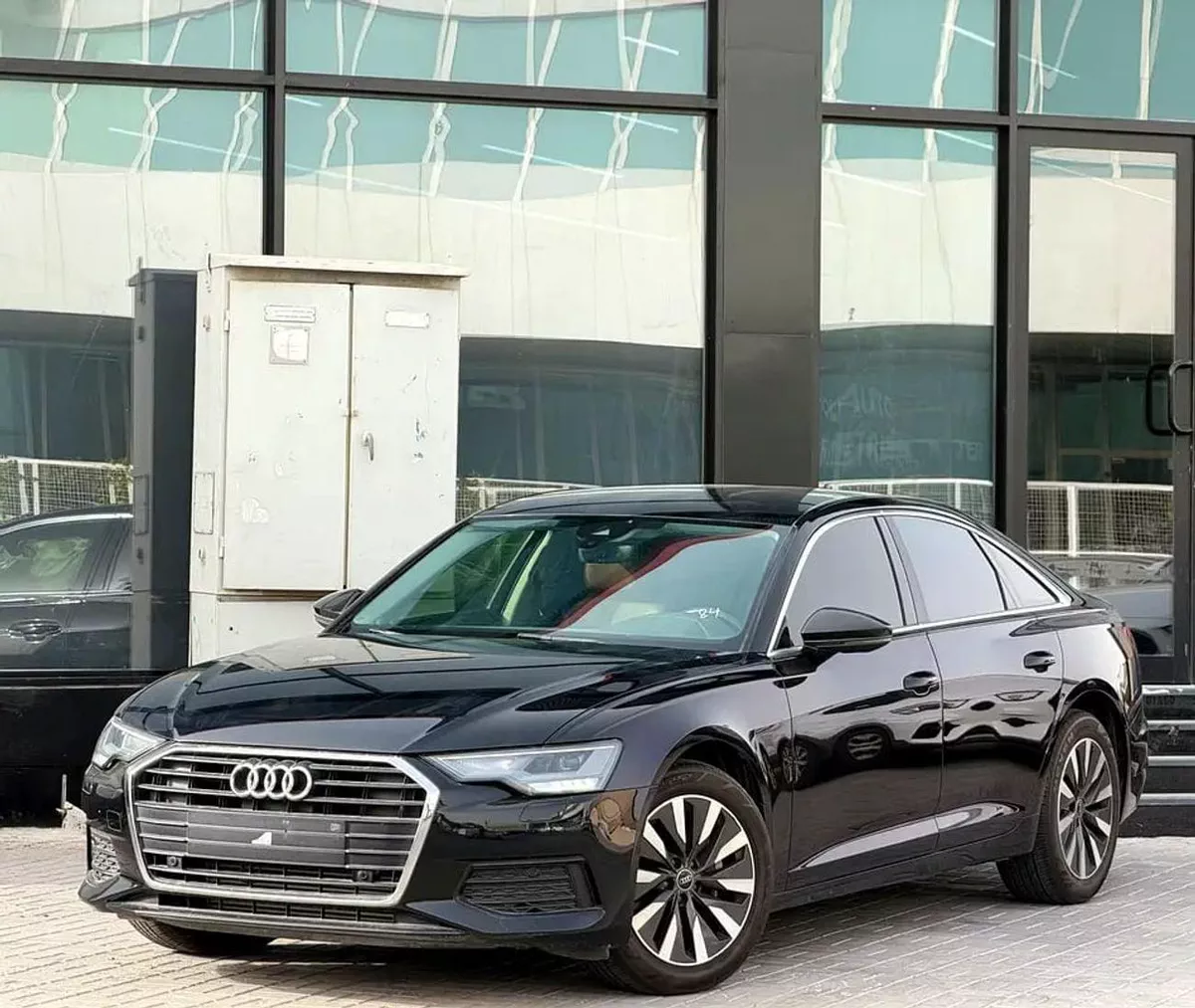 Audi A6 40 TFSI GCC Specs - Pristine Condition