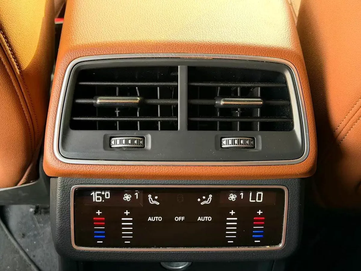 Audi A6 40 TFSI GCC Specs - Pristine Condition-6-0