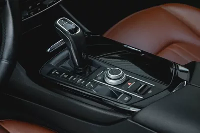 1,812 P.M | Maserati (Al Tayer History) | WARRANTY | 0% Downpayment-9