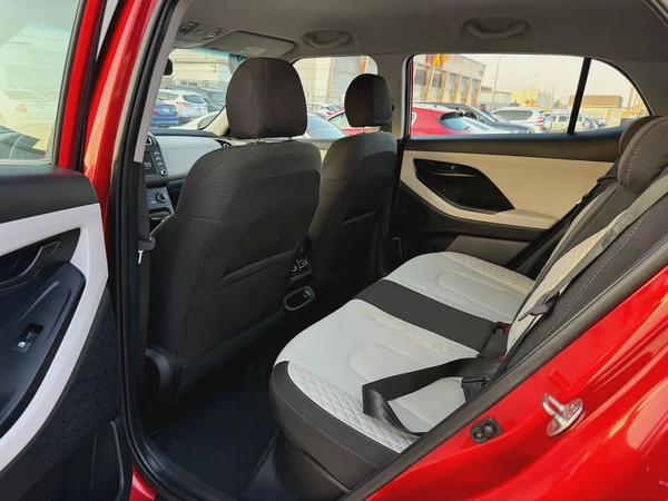 Hyundai Creta, 2022  GCC specs, in excellent condition.