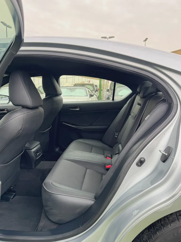 Lexus IS 300 2022 - American Specs - GCC Resale
