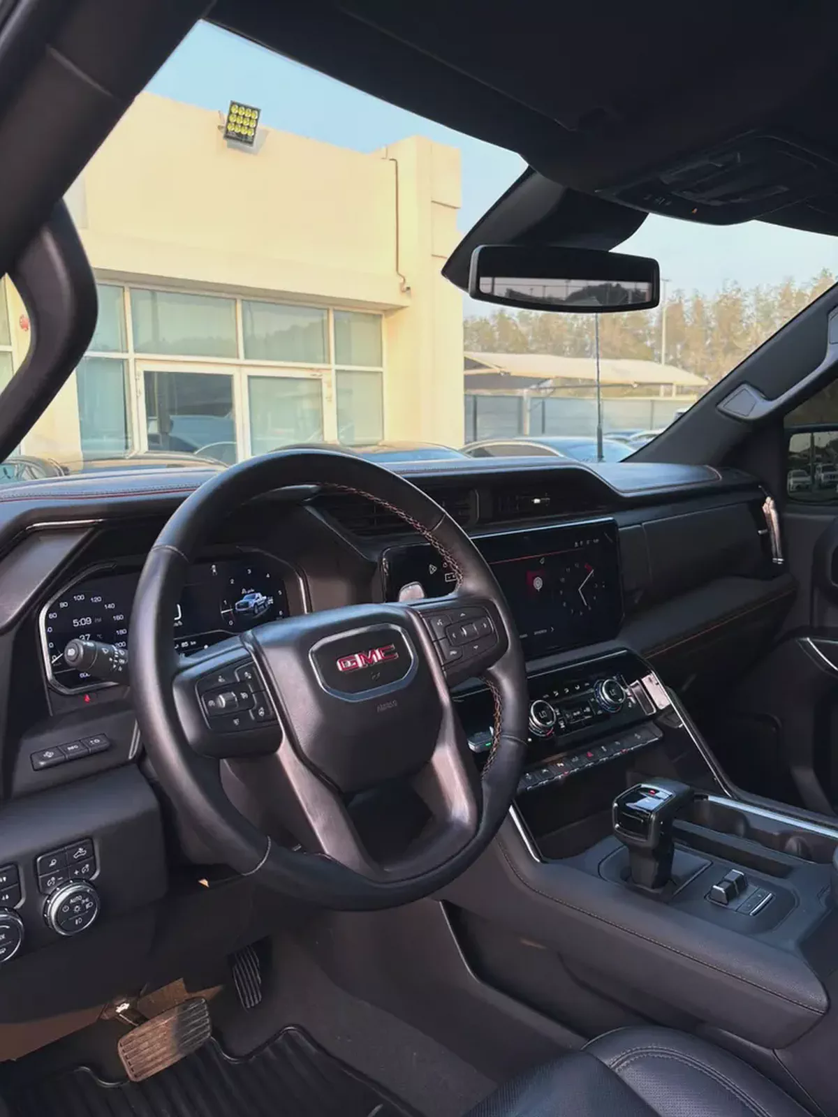 2025 GMC Sierra AT4 | GCC Specs | Brand New-7-7