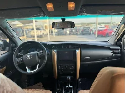 Toyota Fortuner EXR 2.4L Diesel AT MY2025-15