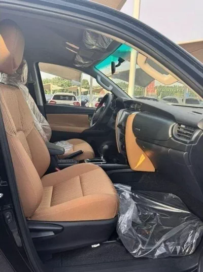 Toyota Fortuner EXR 2.4L Diesel AT MY2025-17