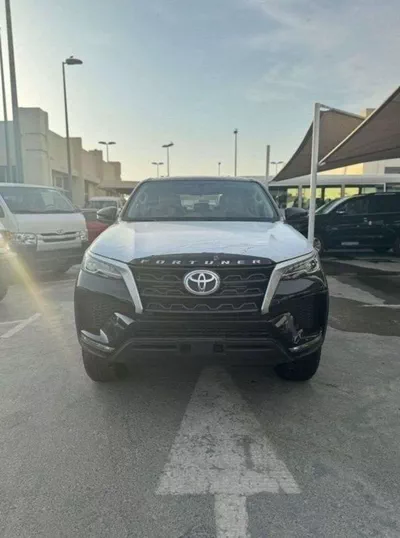 Toyota Fortuner EXR 2.4L Diesel AT MY2025-4