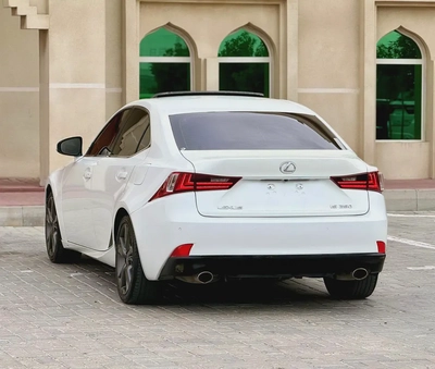 Lexus IS 250 2014 GCC Specs - Perfect Condition-3