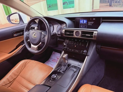 Lexus IS 250 2014 GCC Specs - Perfect Condition-7