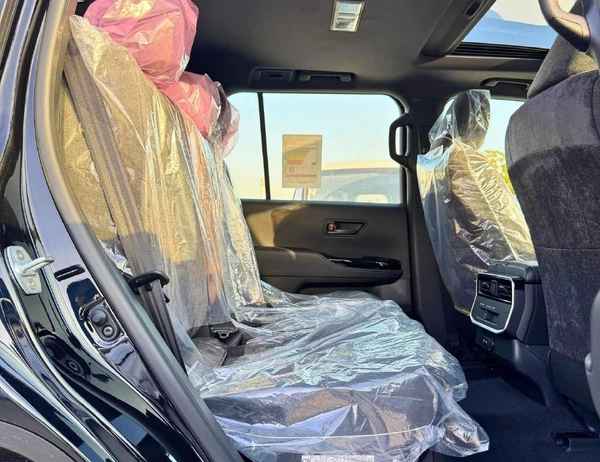 Toyota Land Cruiser GXR 3.5L Twin Turbo | Sunroof | Driver Power Seat | (CODE # GXR33M