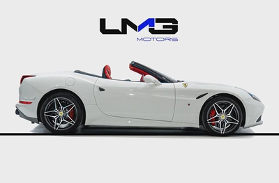 2016 FERRARI CALIFORNIA T | VERY LOW MILEAGE | HANDLING SPECIALE | CARBON LED STEERING |-2