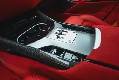 2025 FERRARI PUROSANGUE | FULL CARBON | MAIN DEALER SERVICE | HIGH SPECS |-11
