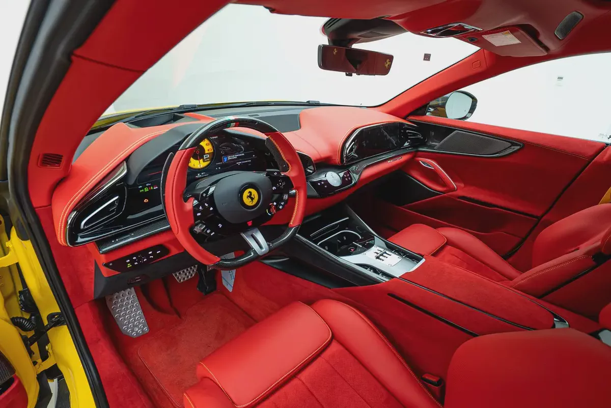 2025 FERRARI PUROSANGUE | FULL CARBON | MAIN DEALER SERVICE | HIGH SPECS |-10-10