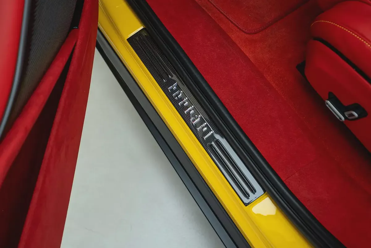 2025 FERRARI PUROSANGUE | FULL CARBON | MAIN DEALER SERVICE | HIGH SPECS |-13-13