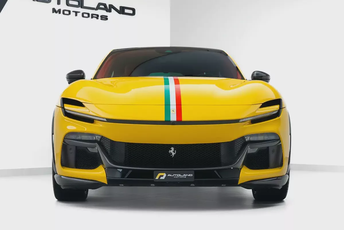 2025 FERRARI PUROSANGUE | FULL CARBON | MAIN DEALER SERVICE | HIGH SPECS |-2-2