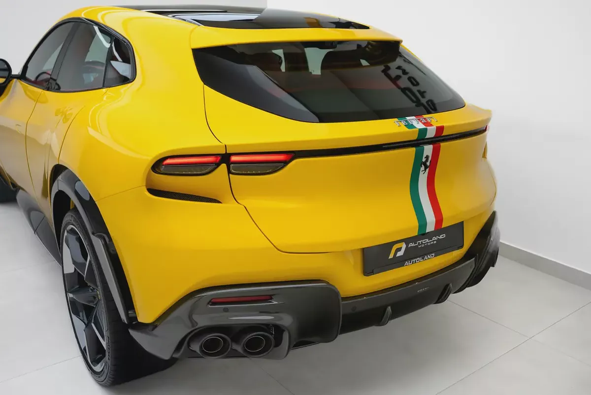 2025 FERRARI PUROSANGUE | FULL CARBON | MAIN DEALER SERVICE | HIGH SPECS |-7-7