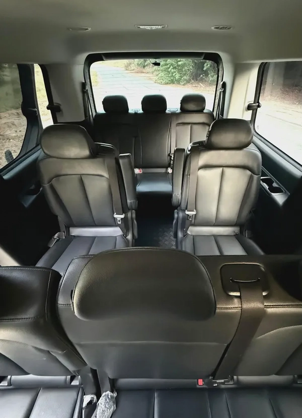 Hyundai Staria Luxury 2022 - Korean Specs - Excellent Condition