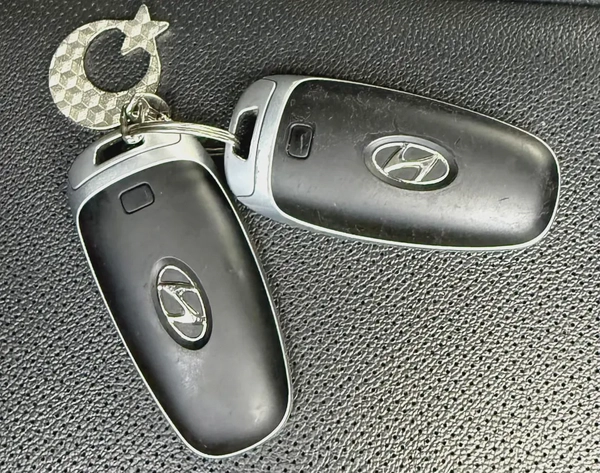Hyundai Staria Luxury 2022 - Korean Specs - Excellent Condition