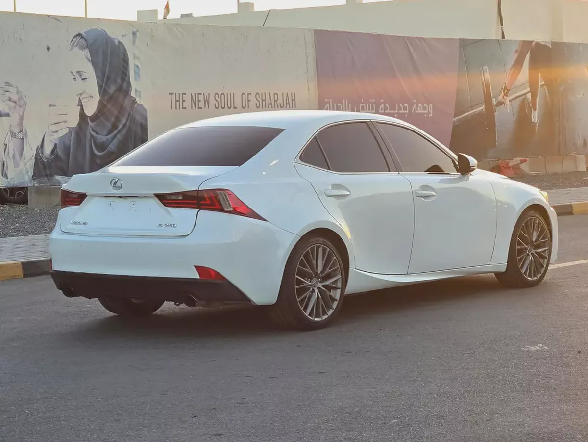Lexus IS 250 F Sport 2014 GCC Specs - Pristine Condition-3-3