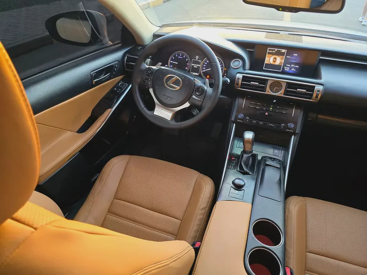 Lexus IS 250 F Sport 2014 GCC Specs - Pristine Condition-8-8