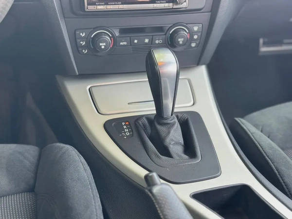 BMW | 323i | 2006 | ONLY | 80622 KM | JAPAN IMPORT | CLEAN TITLE