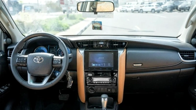 2026 Toyota Fortuner VX 4.0L AT Petrol (Black-Tan)-7