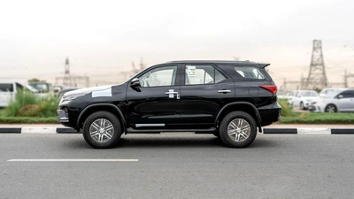 2026 Toyota Fortuner VX 4.0L AT Petrol (Black-Tan)-8