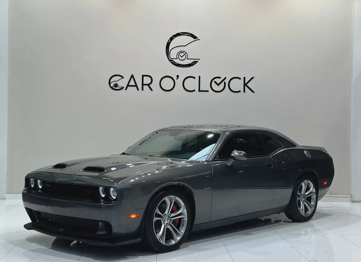 [DODGE CHALLENGER R/T 5.7L V8 HEMI]