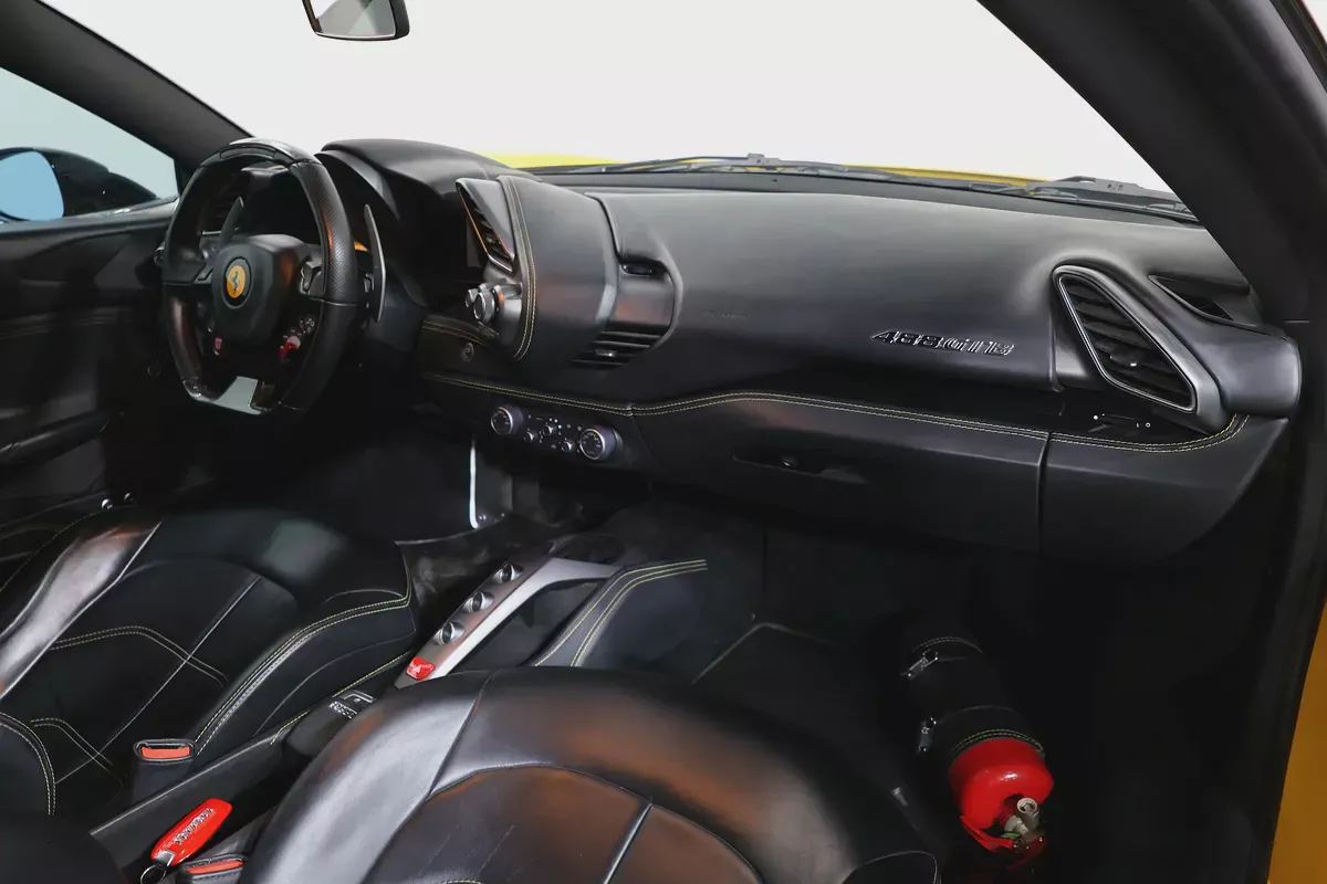 Pristine 2016 Ferrari 488 GTB | GCC Specs | Low Mileage | Carbon Interior-10-10