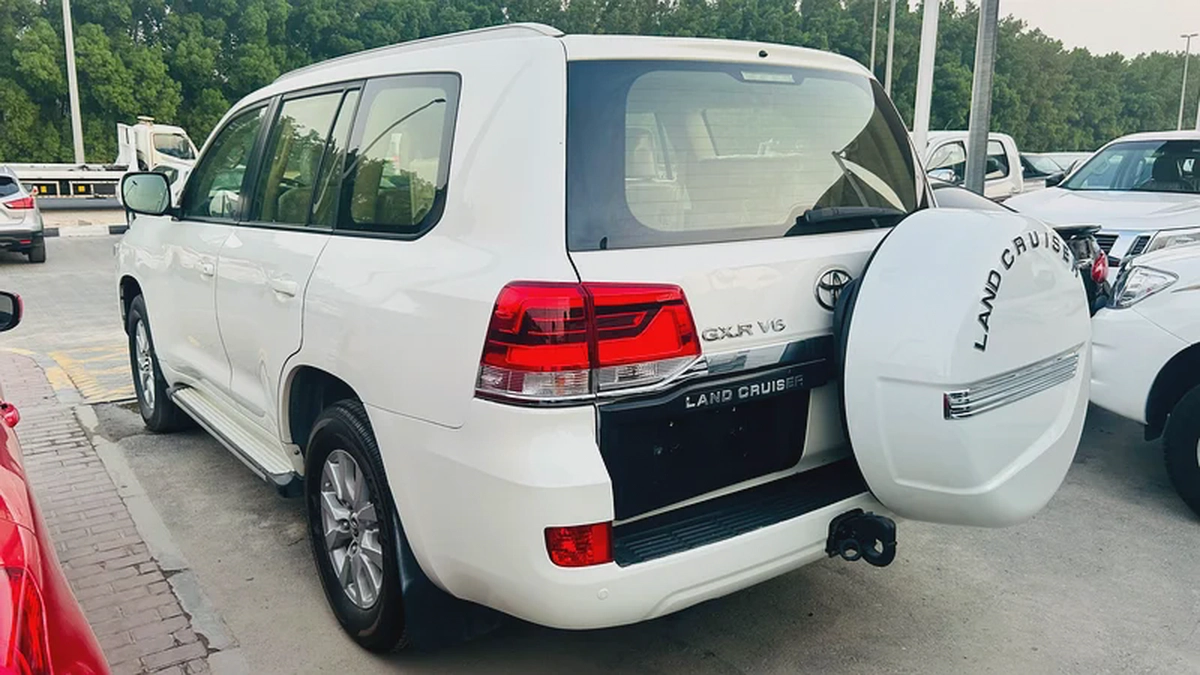 2019 GCC Toyota Land Cruiser-2-2