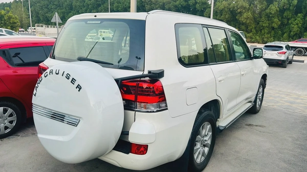 2019 GCC Toyota Land Cruiser