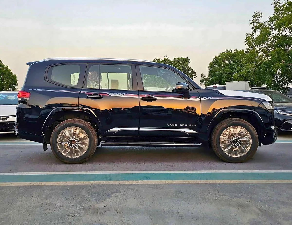 Toyota Land Cruiser GXR 3.5 Twin Turbo | BIG Screen JBL Speakers | Top Line Model (CODE # GXR3HB)-3-0