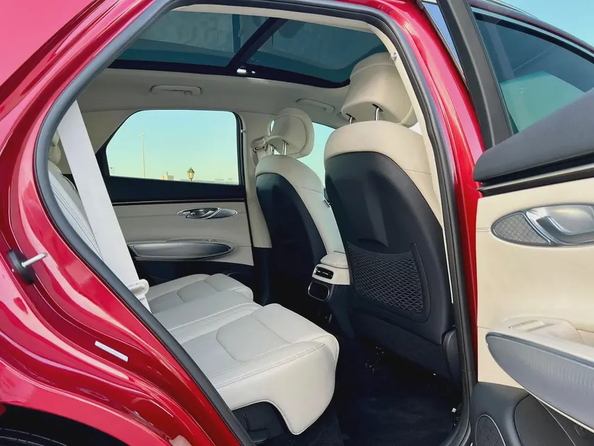 2022 Genesis GV70 2.5T - American Specs - Low Mileage luxury SUV-9-9