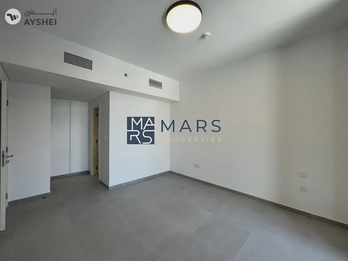 Luxurious 02 Bedroom Apartment Big Balcony | Prime Location of Aljada |