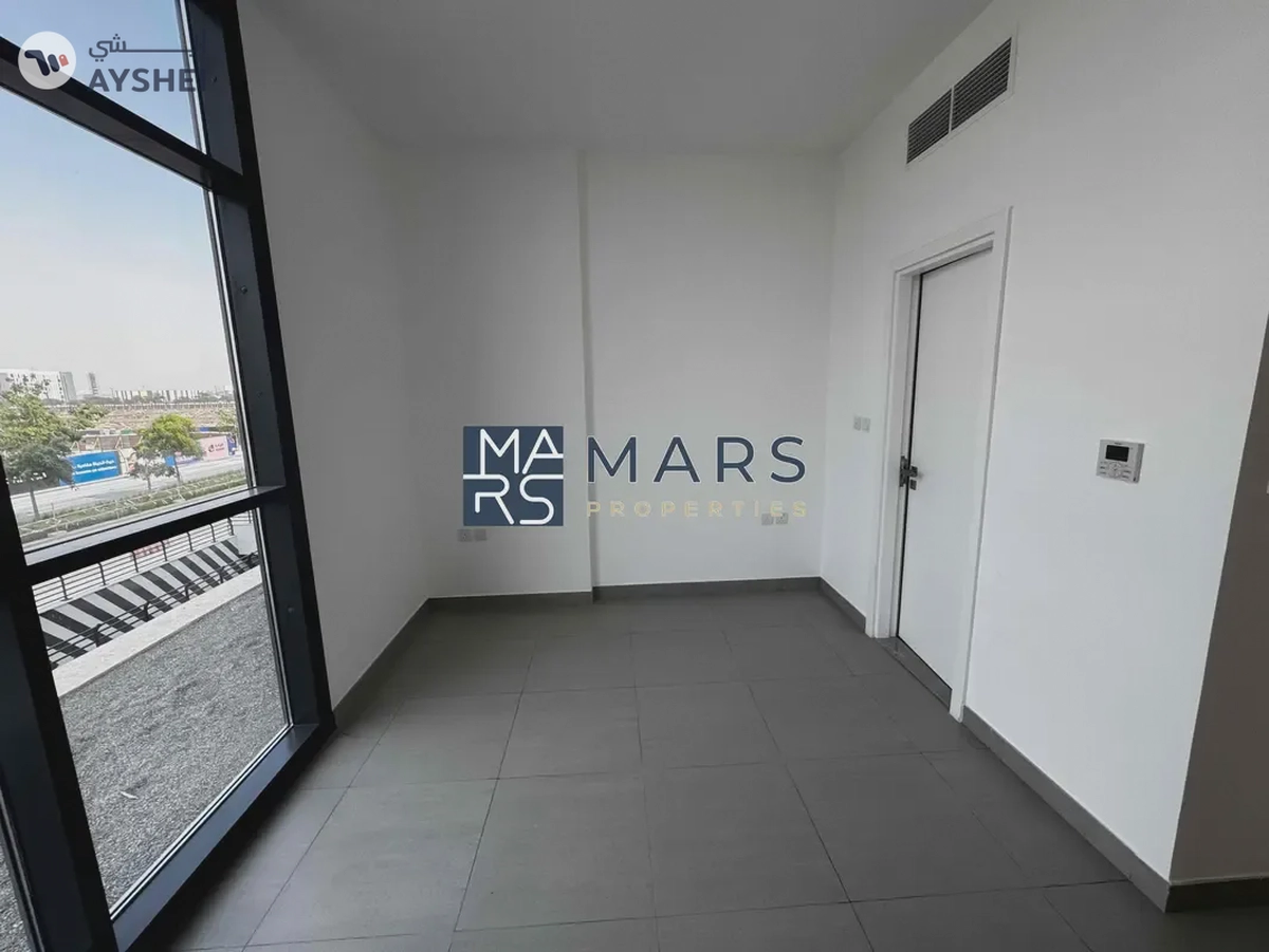 | BRAND NEW | 1 BEDROOM 2 BATHROOM | COUNTER KITCHEN |-4-4