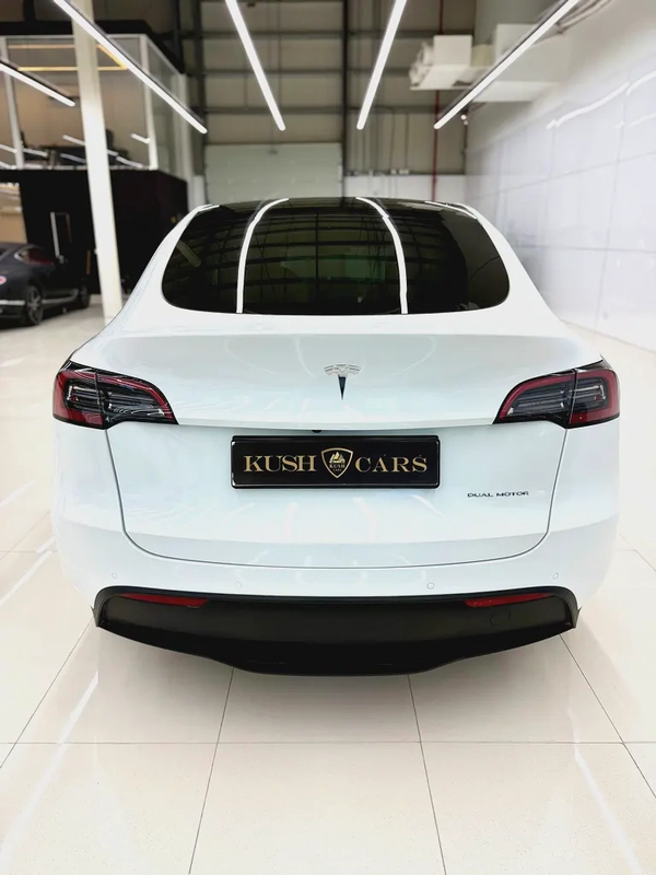 Tesla Model Y Long Range AWD 2022 GCC Specs