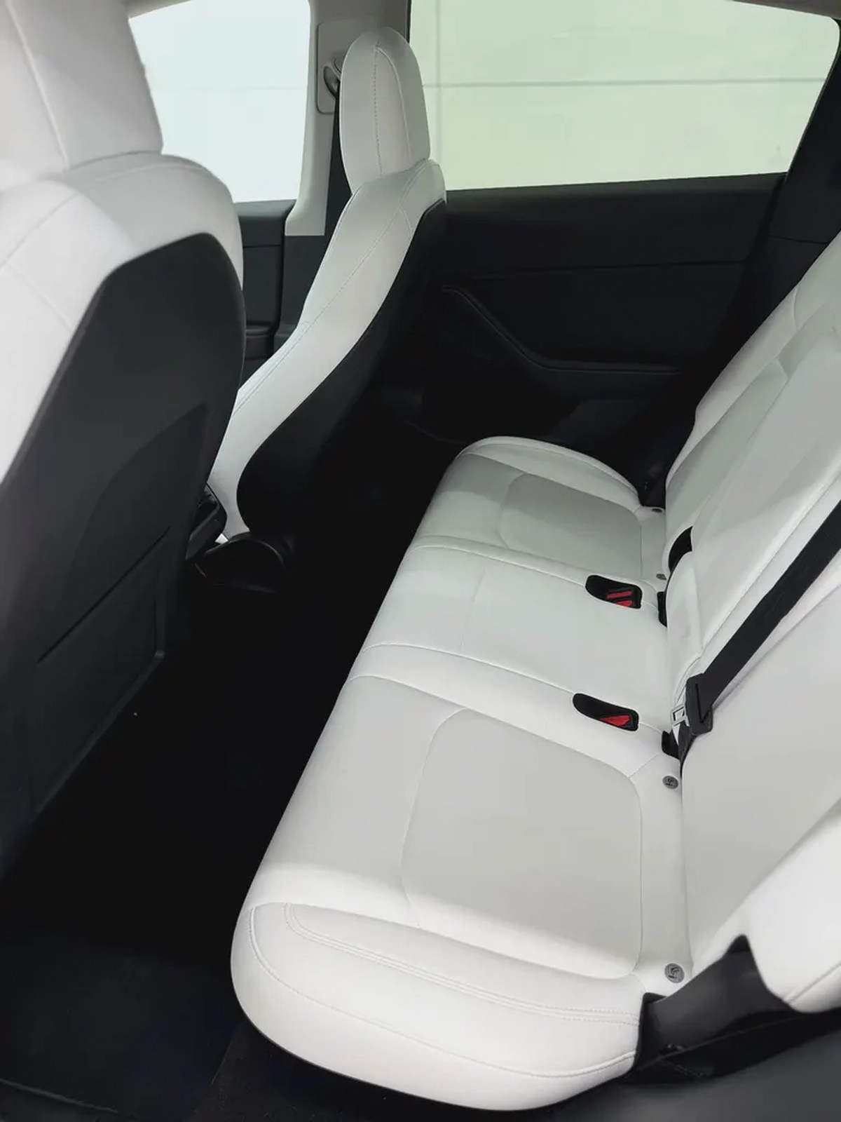 Tesla Model Y Long Range AWD 2022 GCC Specs