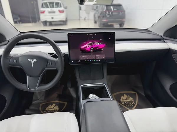 Tesla Model Y Long Range AWD 2022 GCC Specs